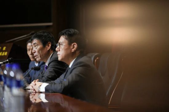 亚洲欧美日韩国产综合精品二区