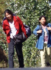 刚回国的妇人